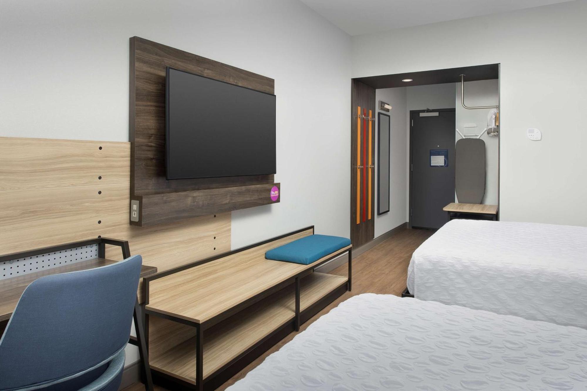 Tru By Hilton Orlando Convention Center Hotel Williamsburg Екстериор снимка